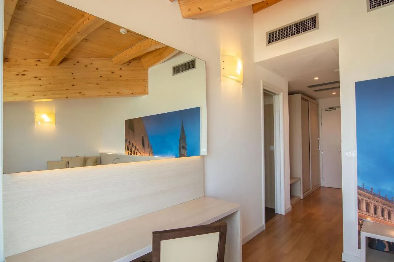 Park Hotel Pineta Caorle إيطاليا