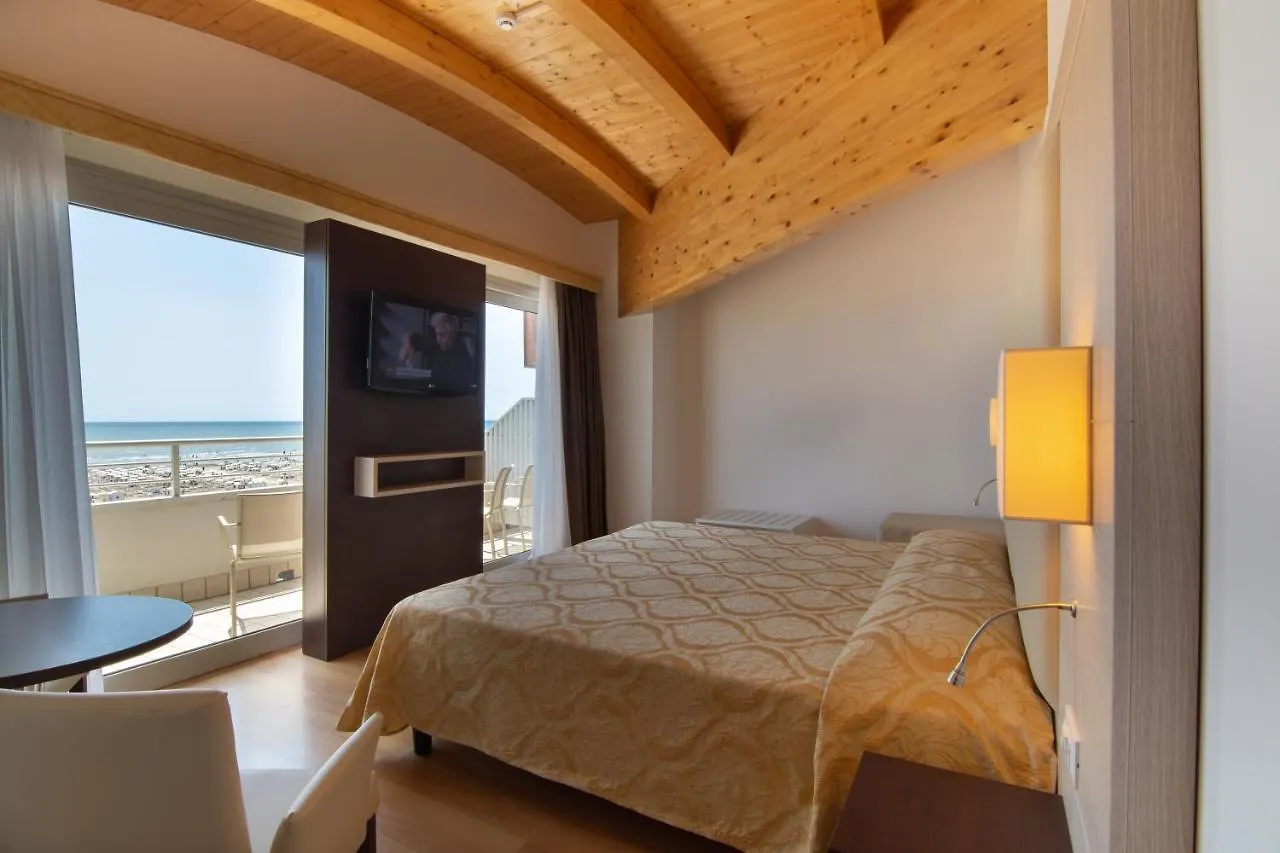 Park Hotel Pineta Caorle 4*,  Italia